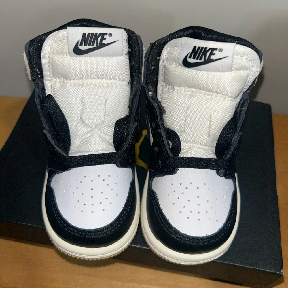 Nike Jordan 1 Retro High OG 